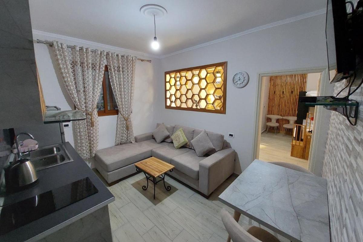 villa Heljos apartaments Vlorë Exterior foto